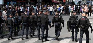 Γαλλία: Διαδηλώσεις κατά της αστυνομικής βίας παρά την απαγόρευση