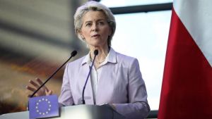 Φον ντερ Λάιεν: «H Ρωσία χρησιμοποιεί την ενέργεια ως όργανο πίεσης και εκβιασμού»