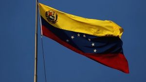 Σοβαρές επιθέσεις στο Καράκας – Βενεζουέλα καταγγέλλει στρατιωτική δράση των ΗΠΑ