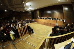Ένωση Δικαστών και Εισαγγελέων: Πυρά κατά της κυβέρνησης