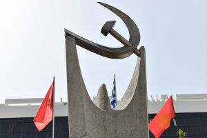 ΚΚΕ: Αποχαιρέτησε τον Γιώργο Βελδεμίρη