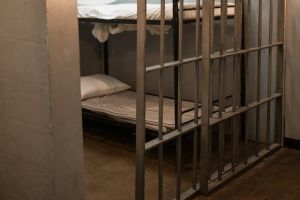 Ρωσία: Χάος σε φυλακή στο Βόλγκογκραντ – Κρατούμενοι αιχμαλώτισαν σωφρονιστικούς υπαλλήλους
