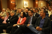 Η Ν.Δ. αναζητά ψηφοφόρους - στελέχη από την κεντροαριστερά με μεταρρυθμιστικό, εκσυγχρονιστικό, ευρωπαϊκό προφίλ