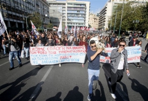 Στους δρόμους οι φοιτητές