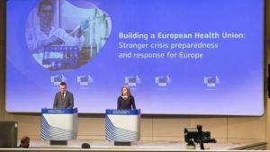 EE: Eπισφράγιση συμφωνίας με Pfizer/BioNTech για προμήθεια 300 εκατ. δόσεων του υποψήφιου εμβολίου