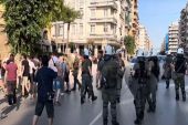 Θεσσαλονίκη: Ένταση μεταξύ διαδηλωτών στη διαμαρτυρία για το ναυάγιο στη Πύλο