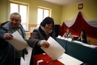 Πολωνία: Προηγείται το ευρωσκεπτικιστικό κόμμα