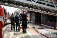 Μερική κατάρρευση κτιρίου στην οδό Καραΐσκου στον Πειραιά