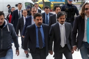 Πεδίο μάχης κυβέρνησης - ΝΔ το άσυλο στον τούρκο στρατιωτικό