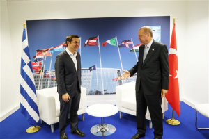 Τσίπρας - Ερντογάν: Η αμήχανη συνάντηση και οι διάλογοί της