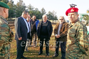 O Καμμένος με τους πρόσφυγες στο Κιλκίς