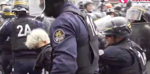 Πεδίο μάχης οι δρόμοι στο Παρίσι την Πρωτομαγιά