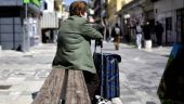 Κορονοϊός: Η υφασμάτινη μάσκα πάνω από χειρουργική παρέχει 80% περισσότερη προστασία