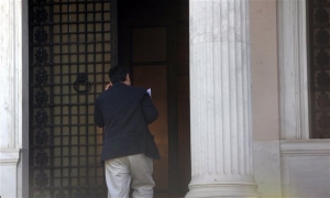 Τσίπρας στους πολιτικούς αρχηγούς: «Εκτίμησα ότι πρέπει να κάνω εκλογές όσο το δυνατόν πιο γρήγορα»