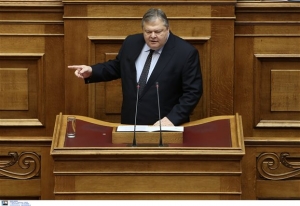 Βενιζέλος προς ΣΥΡΙΖΑ: Στο παρελθόν θα φωνάζατε όρθιοι στα έδρανα