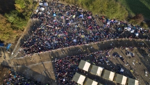 ΟΗΕ: Πάνω από 700.000 πρόσφυγες διέσχισαν τη Μεσόγειο το 2015