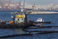 Παρέμβαση του Ρουβίκωνα στο παλιό κτίριο του υπουργείου Ναυτιλίας