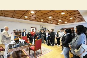 Κυνική αδιαφορία από τον Γενικό Γραμματέα του Υπ. Παιδείας: Δεν είναι θέμα του Υπουργείου Παιδείας η μεταφορά μαθητών