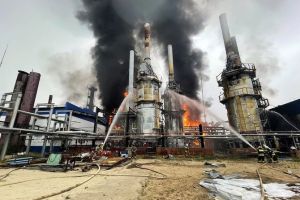Σιβηρία: Φωτιά σε μονάδα πετρελαίου και συμπυκνώματος φυσικού αερίου σε κοίτασμα
