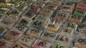 Κατάσχεση 1,5 τόνου κοκαΐνης από το Πολεμικό Ναυτικό της Γουινέας