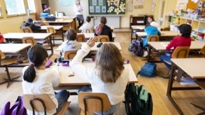 Σημαντικές διαφορές εμφανίζουν οι μισθοί των εκπαιδευτικών στις χώρες της ΕΕ