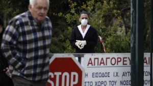 Κορωνοϊός: Kατέληξε γυναίκα 101 ετών στο Σωτηρία - 120 οι νεκροί στην Ελλάδα