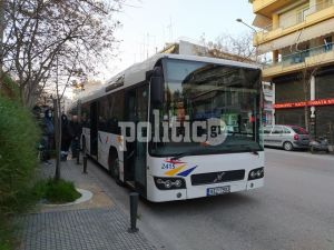 Θεσσαλονίκη – Βίντεο ντοκουμέντο: “Νταής” επιτίθεται σε οδηγό λεωφορείου γιατί του ζήτησε να φορέσει μάσκα
