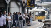 Βρετανία: Απεργιακός πυρετός εξαιτίας της ραγδαίας ανόδου του πληθωρισμού