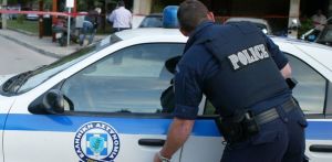 Θεσσαλονίκη: Αστυνομία εμπόδισε μέλη του ΠΑΜΕ να μπουν στην TV100