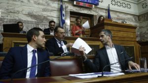 Μπακογιάννης στη Βουλή: Στόχος του «μεγάλου περιπάτου» μια πιο φιλική Αθήνα για όλους