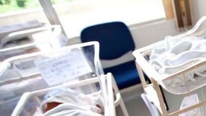Νέα Ζηλανδία: Bουλευτής των Πρασίνων πήγε με το ποδήλατό στο μαιευτήριο όταν την έπιασαν οι πόνοι