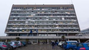 Εισαγγελική έρευνα μετά από καταγγελία για εισβολή ατόμων και διακοπή μαθημάτων στη Φιλοσοφική Σχολή του ΑΠΘ