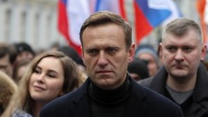 Γερμανία: Ο Ναβάλνι επιστρέφει στη Ρωσία