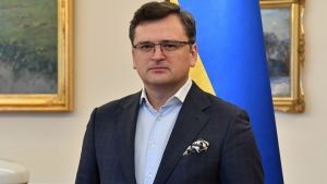 Κουλέμπα: «Η ΕΕ πρέπει να πιέσει την Ουγγαρία για εμπάργκο στο πετρέλαιο»