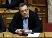 Πέθανε η σύζυγος του υπουργού Σωκράτη Φάμελλου