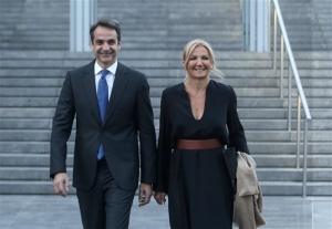 Εξώδικο κατά υπουργών και δημοσιογράφων έστειλε η Μαρέβα Μητσοτάκη