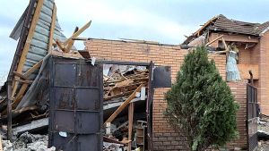 Πλήγμα ρωσικών drones σε πολυκατοικία στο Σούμι: Τουλάχιστον 7 τραυματίες