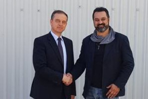 O Παντελής Δημητσάκης με τον Κώστα Σιωνίδη και την «Παιονία της Προόδου»