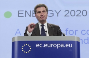 Ετιγνκερ: Τα πρώτα λόγια του Τραμπ ήταν «συνετά, τουλάχιστον...»