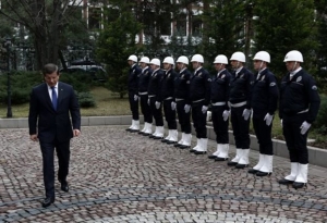 Νουράι Μερτ: η Τουρκία βρίσκεται ντε φάκτο σε πόλεμο