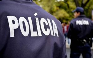 Γερμανία: Η αστυνομία διέλυσε μαζική διαμαρτυρία κατά των μέτρων αναχαίτισης του κορονοϊού