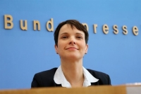 Γερμανία: «Ήταν μια καλή μέρα για τη Δημοκρατία» λένε στο AfD