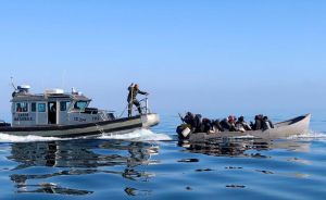 Ιταλία: Νεογέννητο βρέθηκε νεκρό σε βάρκα με μετανάστες στα ανοικτά της Λαμπεντούζα