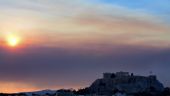 Τους 30 βαθμούς θα φθάσει η θερμοκρασία στις αρχές Μαΐου, σύμφωνα με το Αστεροσκοπείο