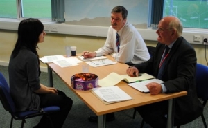 Δημόσιο: Η συνέντευξη ακτινογραφεί τους υποψηφίους προϊστάμενους