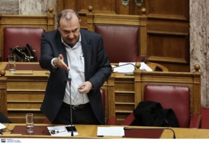 Στρατούλης:Δεν θα διακινδυνεύσουμε ούτε ένα ευρώ από τις συντάξεις