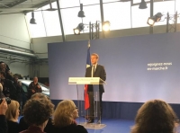 Ανακοίνωσε την υποψηφιότητά του για την Προεδρία της Γαλλίας ο Μακρόν