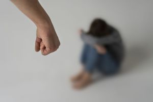 Γαλλία: «Σκέφτηκα να αυτοκτονήσω, η κρεβατοκάμαρά μου ήταν ένα δωμάτιο βασανιστηρίων» τονίζει η Ζιζέλ Πελικό