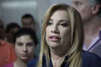 Γεννηματά για Ισπανία: Επιτυχία των σοσιαλιστών, ήττα του λαϊκισμού