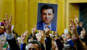 Τουρκία: Ελεύθερη η πρώην συμπρόεδρος του HDP Σερμπίλ Κεμάλμπεϊ